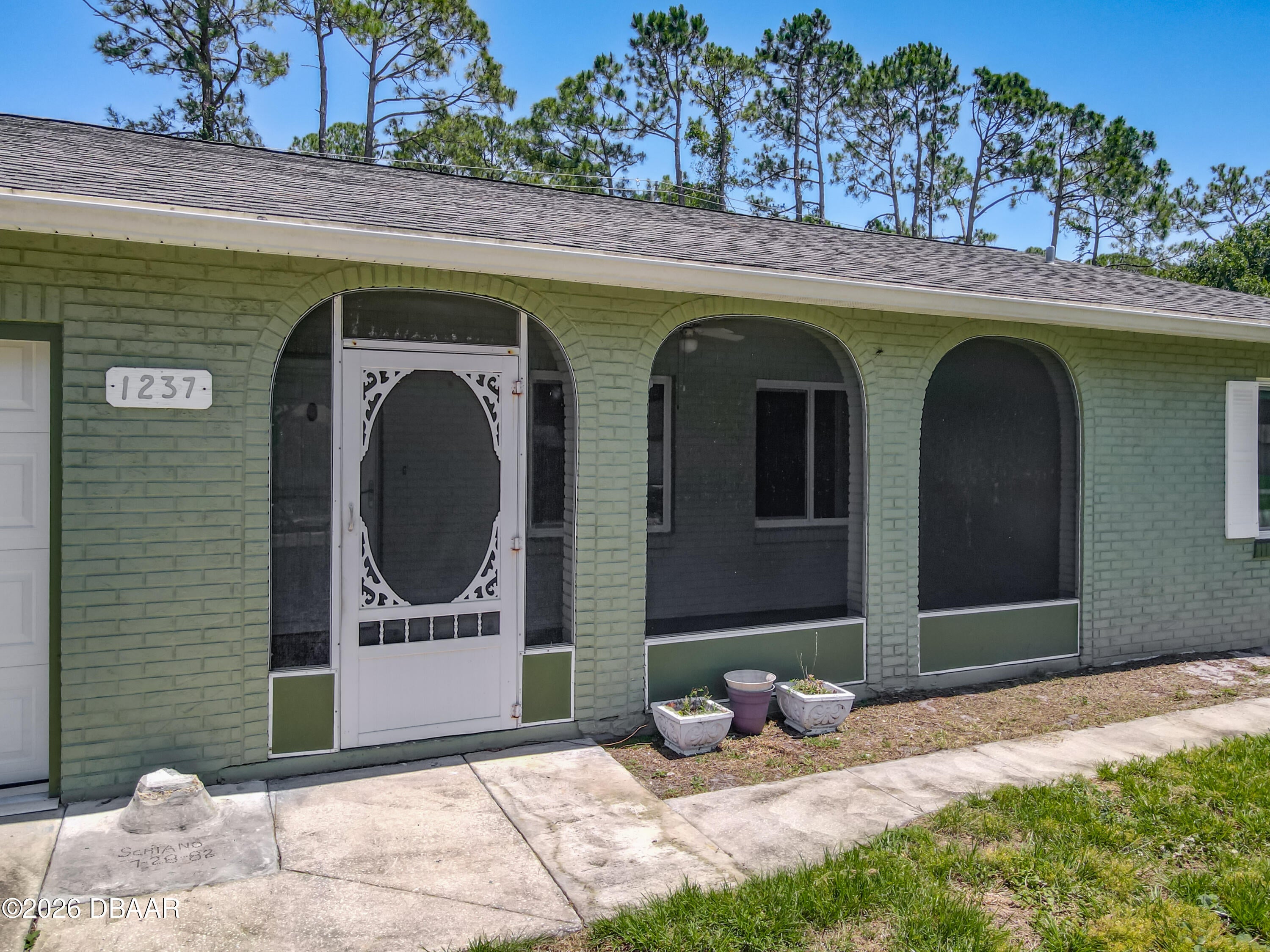 1237 Jeffery Drive