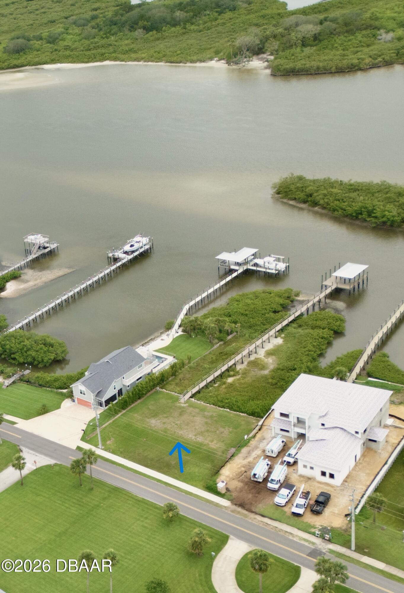 211 N Riverside Drive