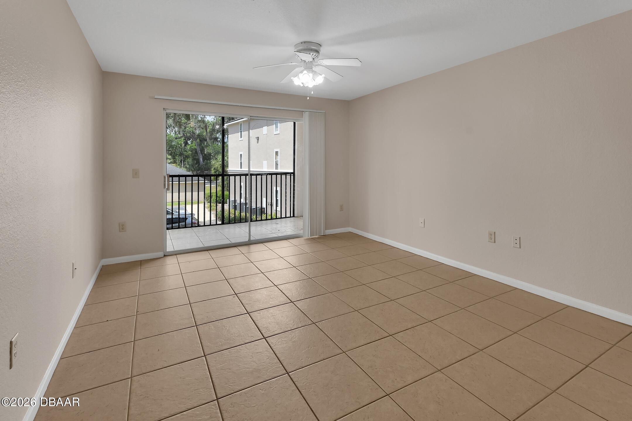 940 Village Trail