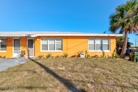 527 Eastwood Lane Daytona Beach FL 32118