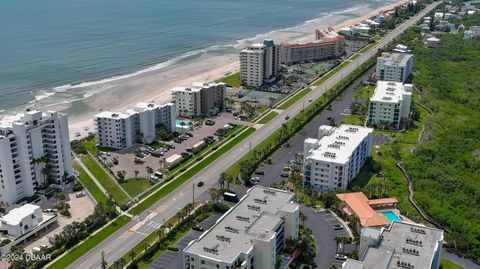 A home in New Smyrna Beach