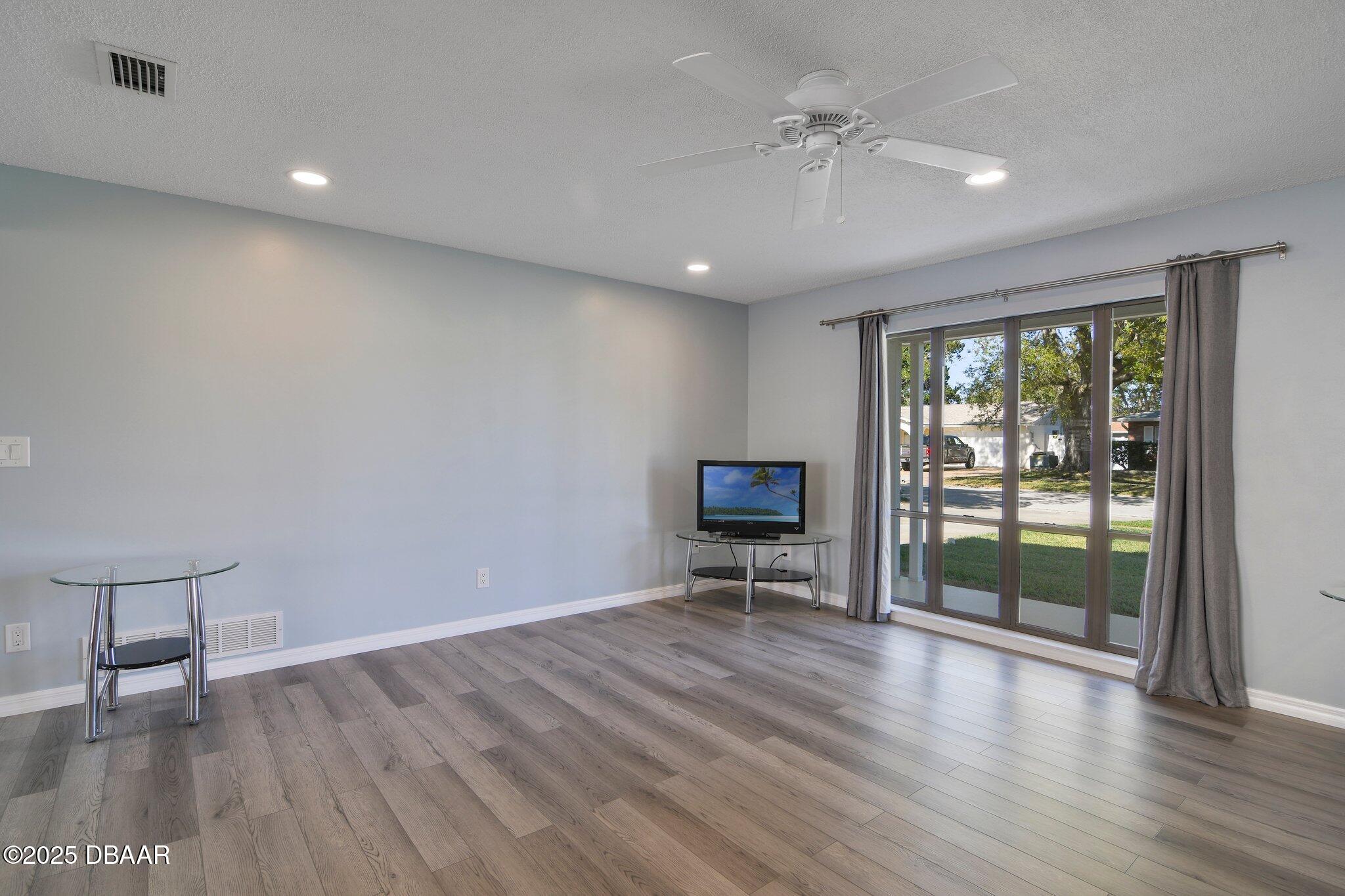 2936 Carriage Drive