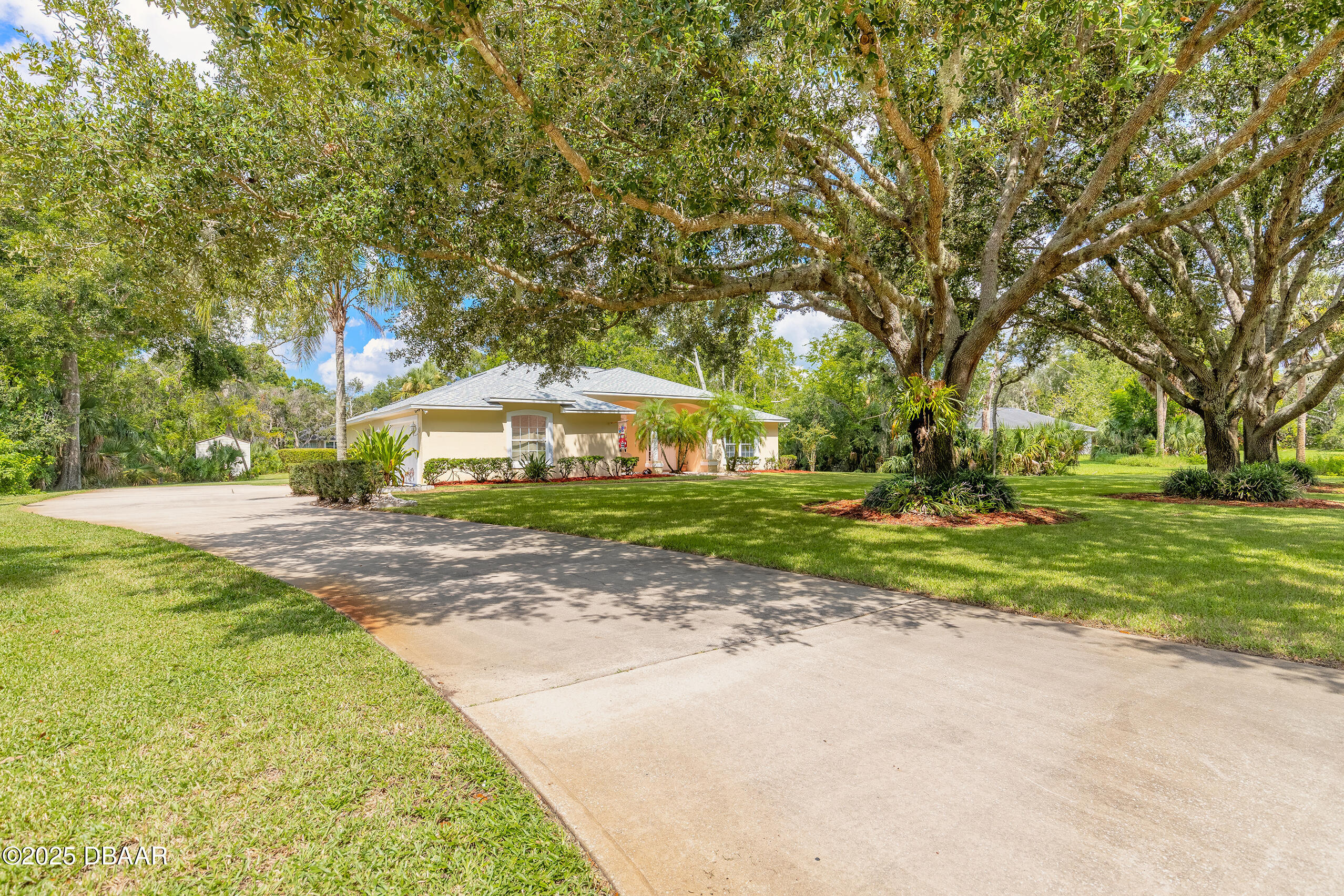 823 Bayridge Lane