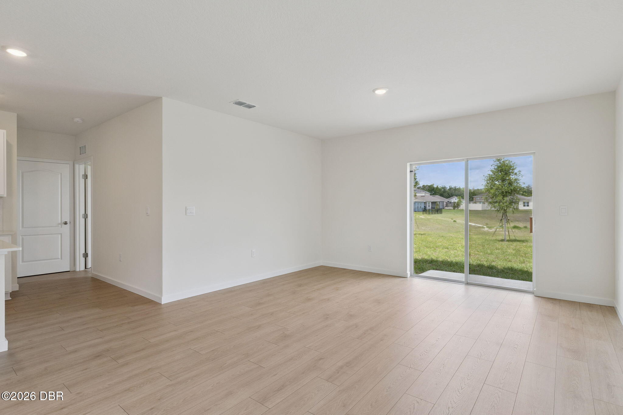 1041 Commons Way