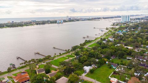 A home in Daytona Beach