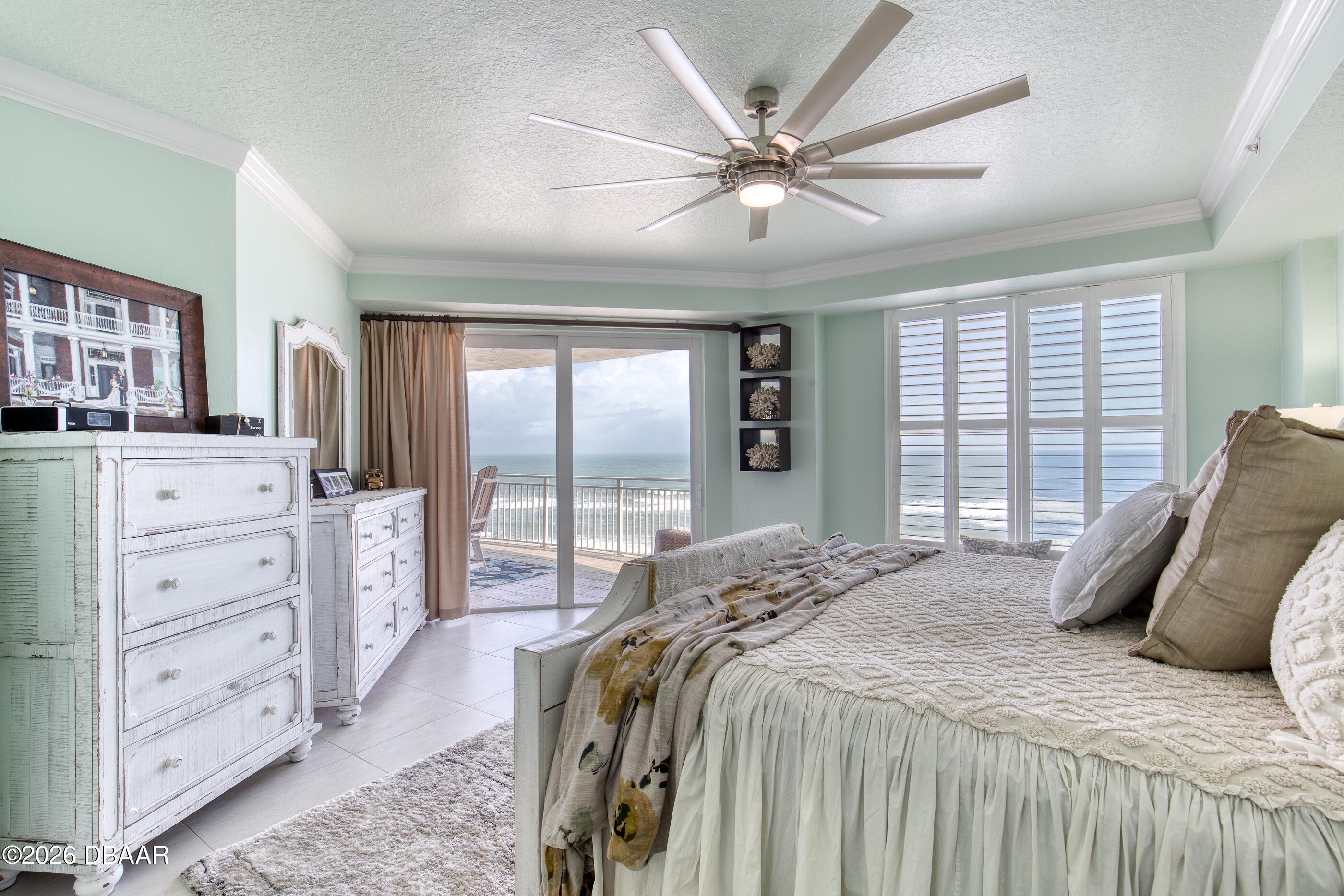 2403 S Atlantic Avenue