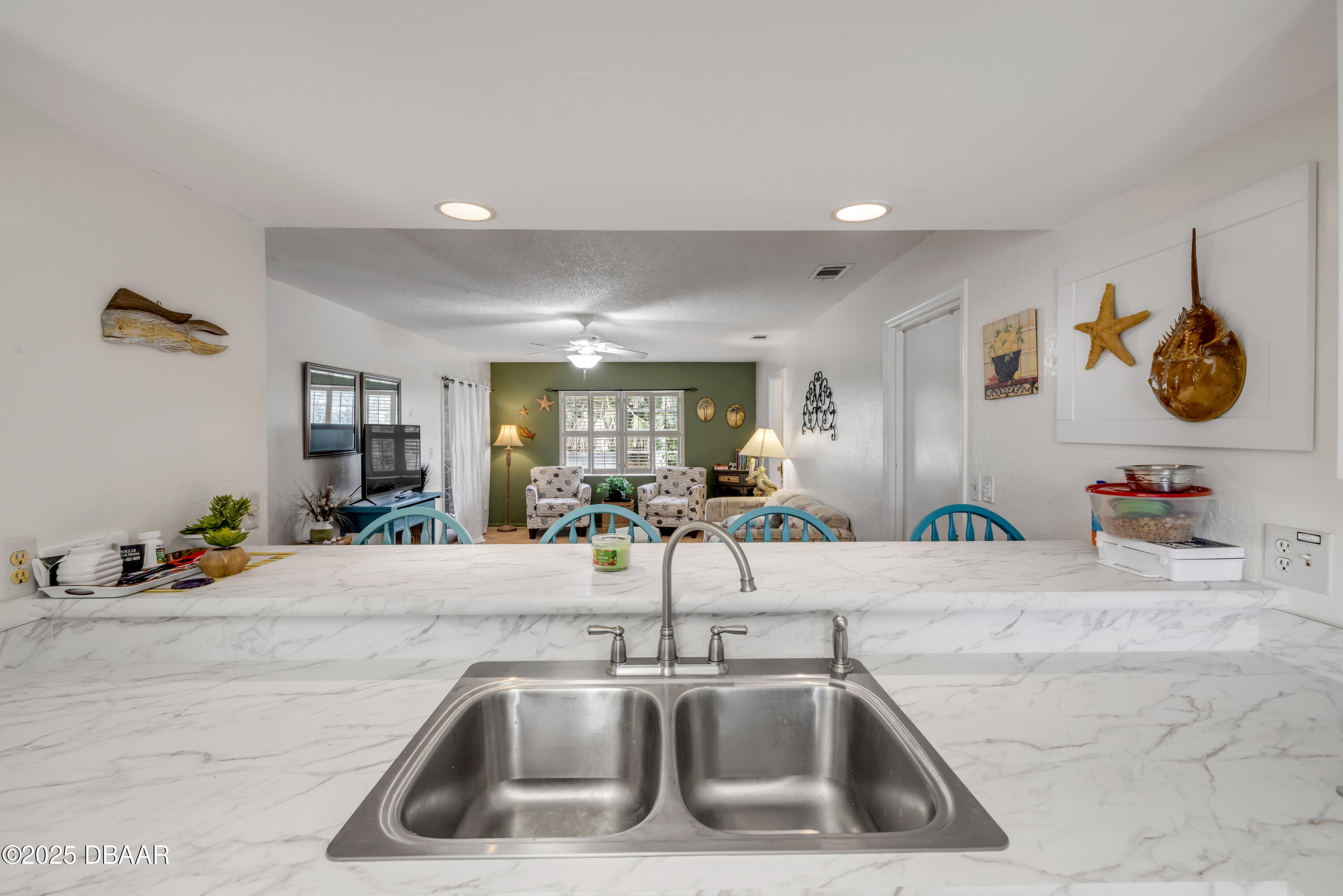319 Columbus Avenue