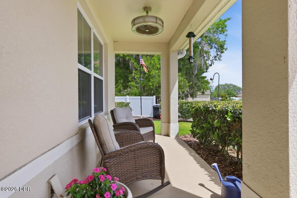 831 Oak Hollow Loop