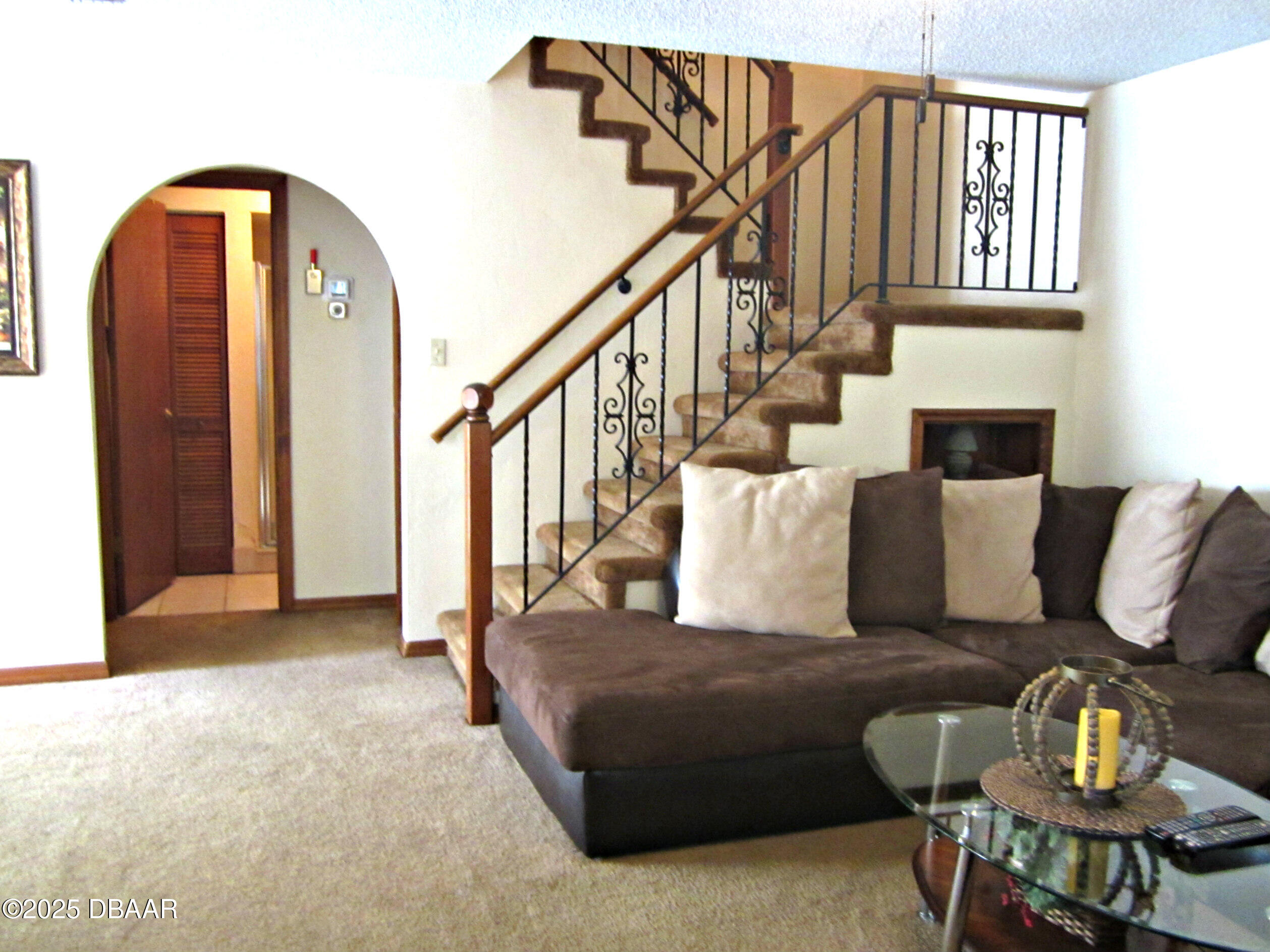 2073 Oak Meadow Circle