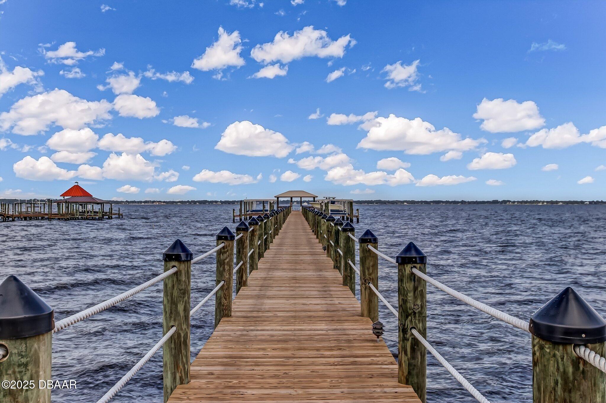 Jacksonville, Florida 32217, United States, 2 Bedrooms Bedrooms, ,2 BathroomsBathrooms,Residential,Active,21021