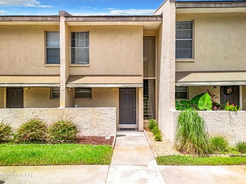 A home in DeLand