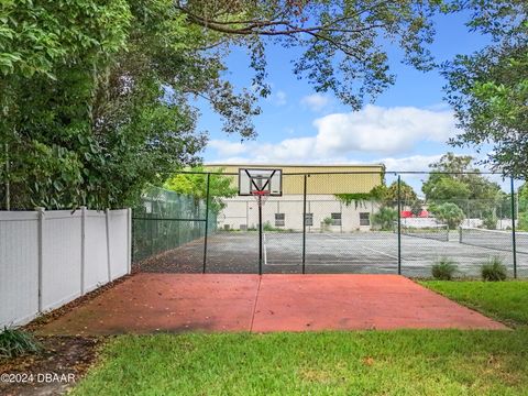 A home in DeLand