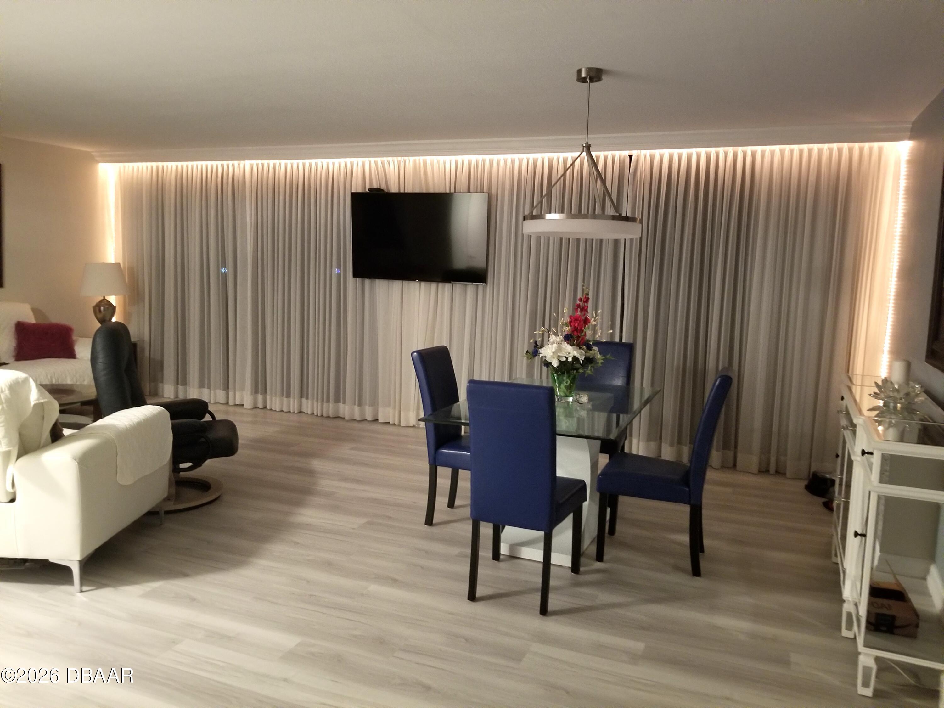 2828 N Atlantic Avenue