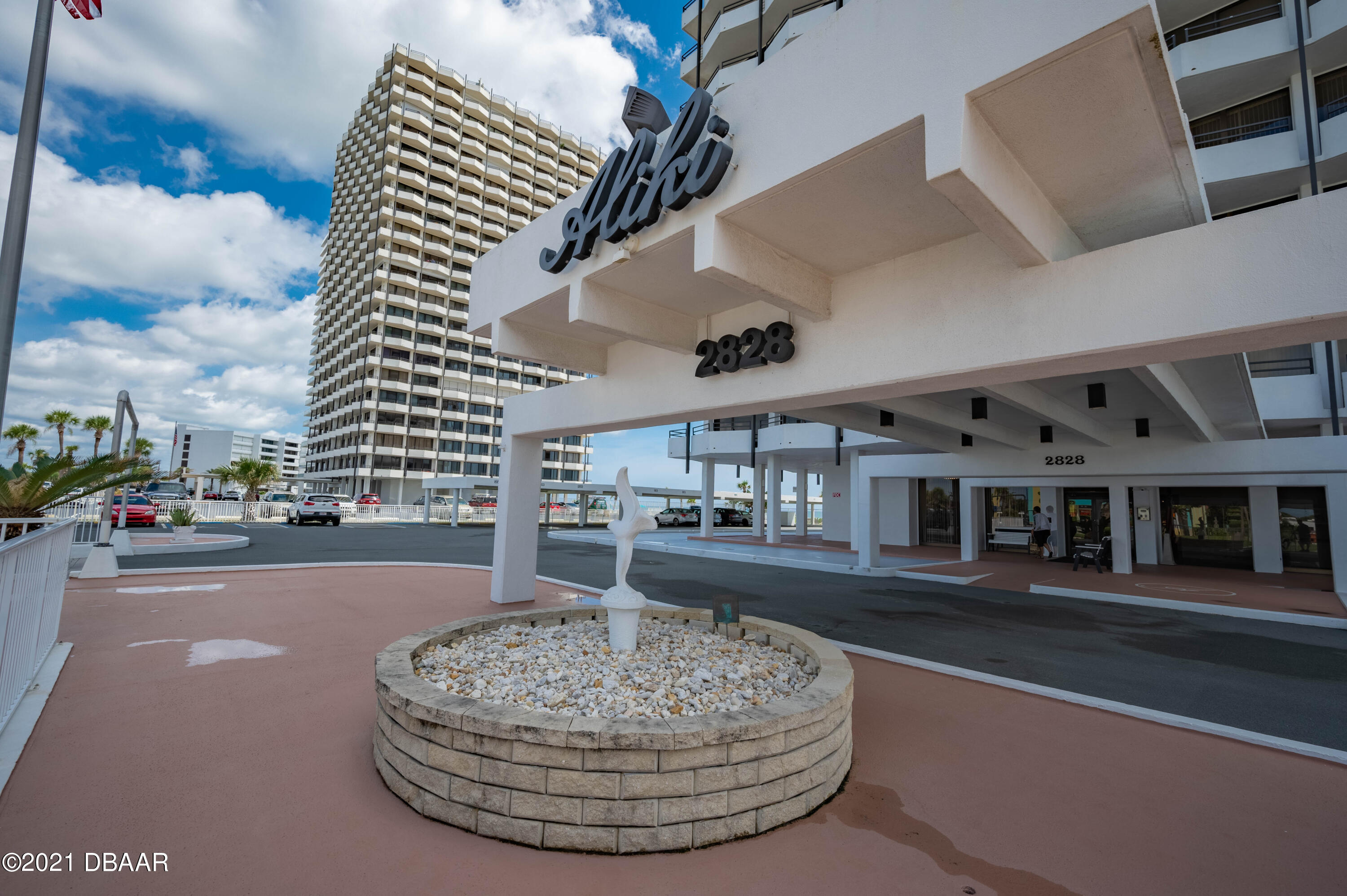 2828 N Atlantic Avenue