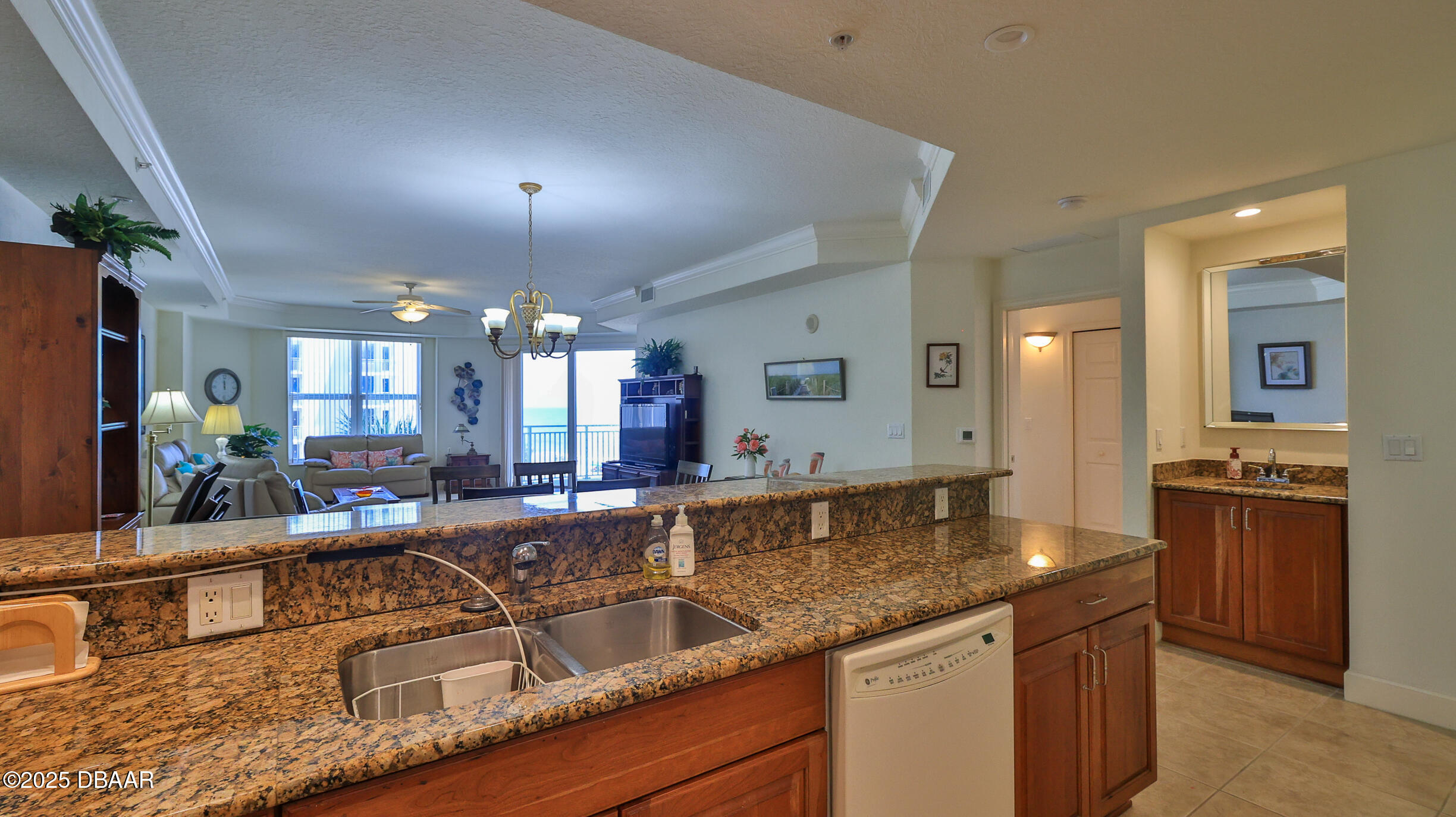 2403 S Atlantic Avenue 309
