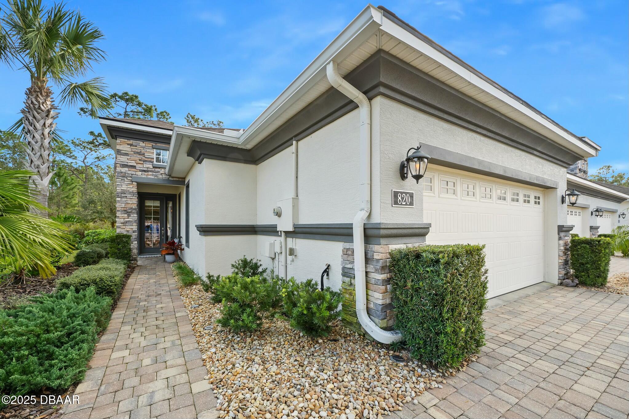 820 Aldenham Lane