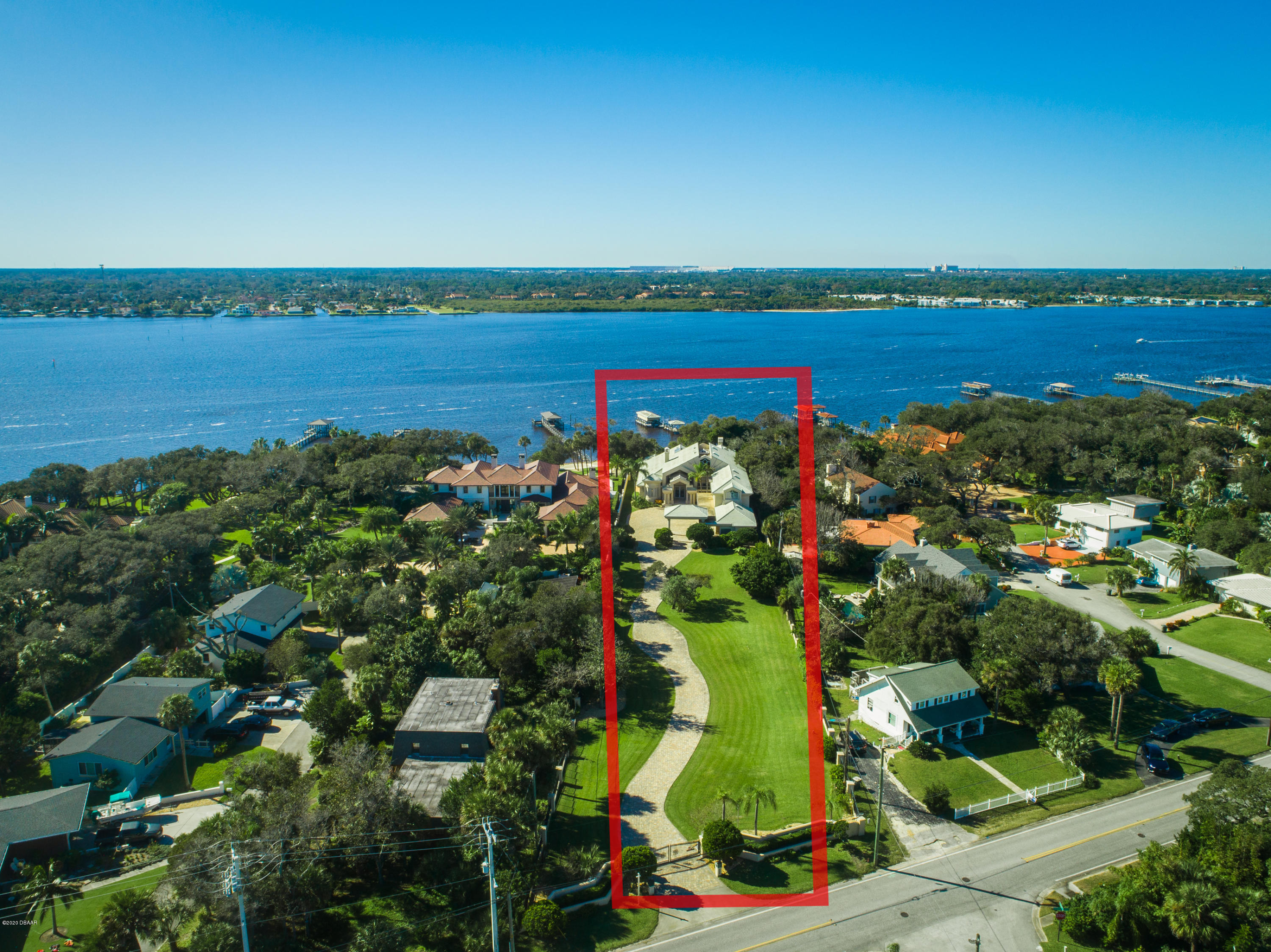 2500 S Peninsula Drive