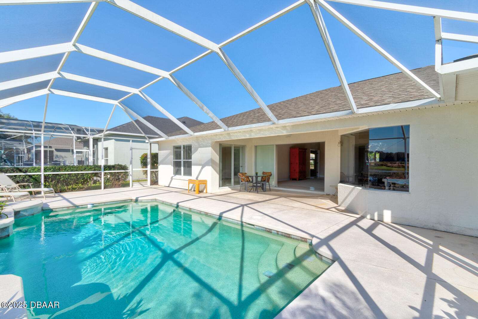 2122 N Springwater Lane