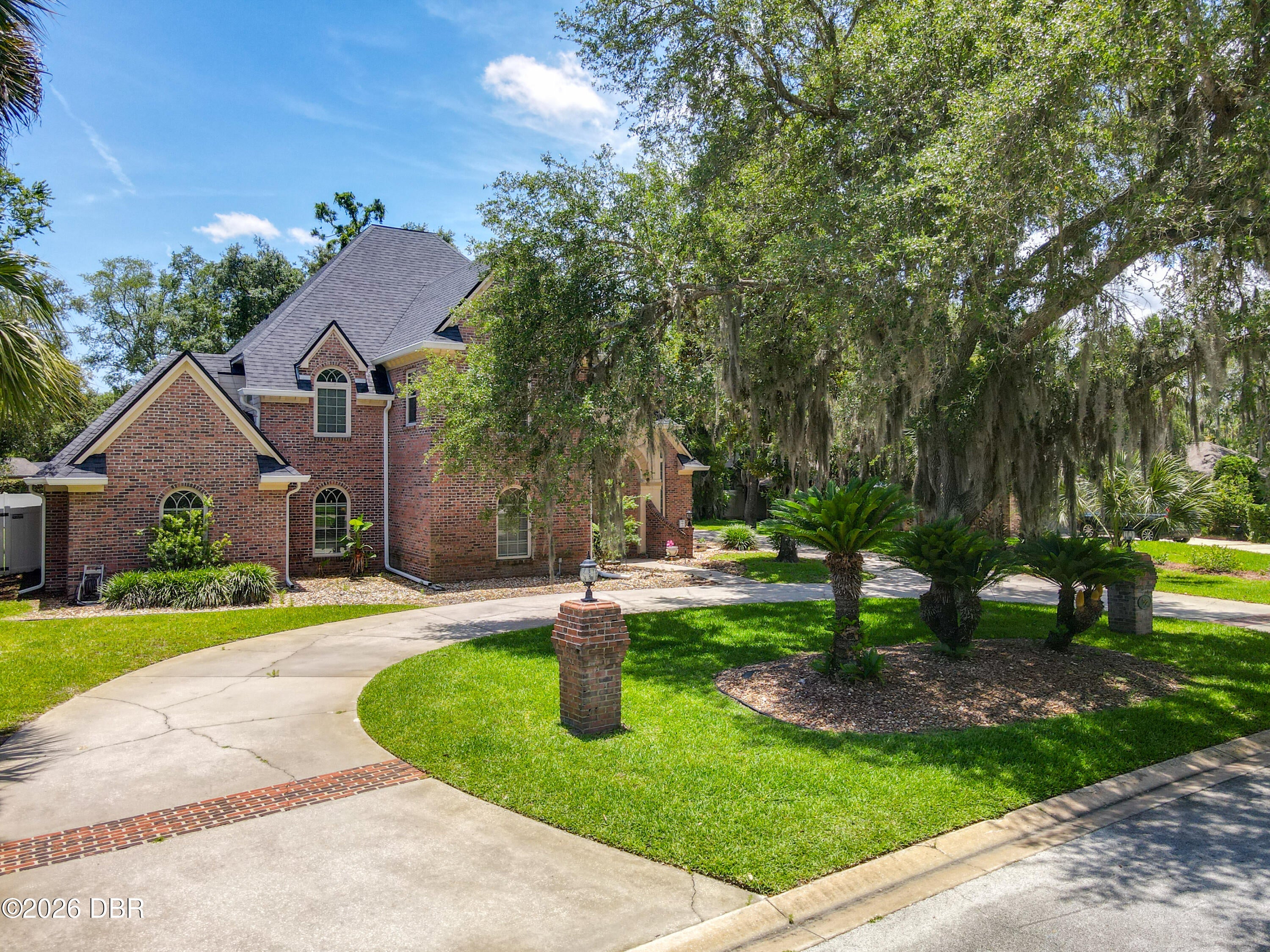 38 Winding Creek Way