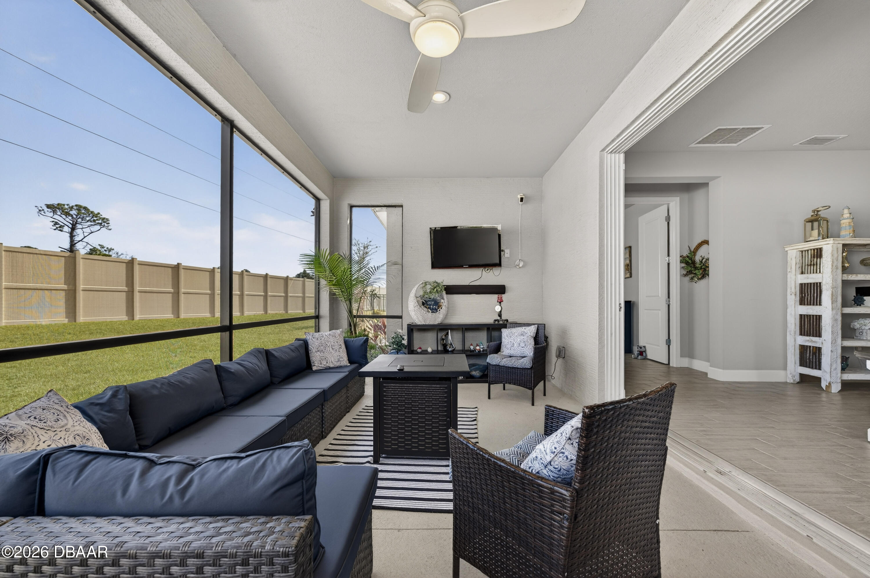 6203 W Fallsgrove Lane