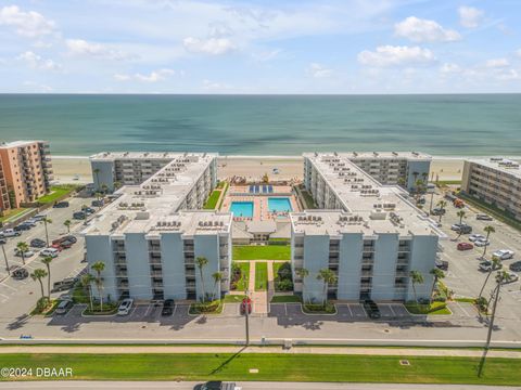 A home in New Smyrna Beach