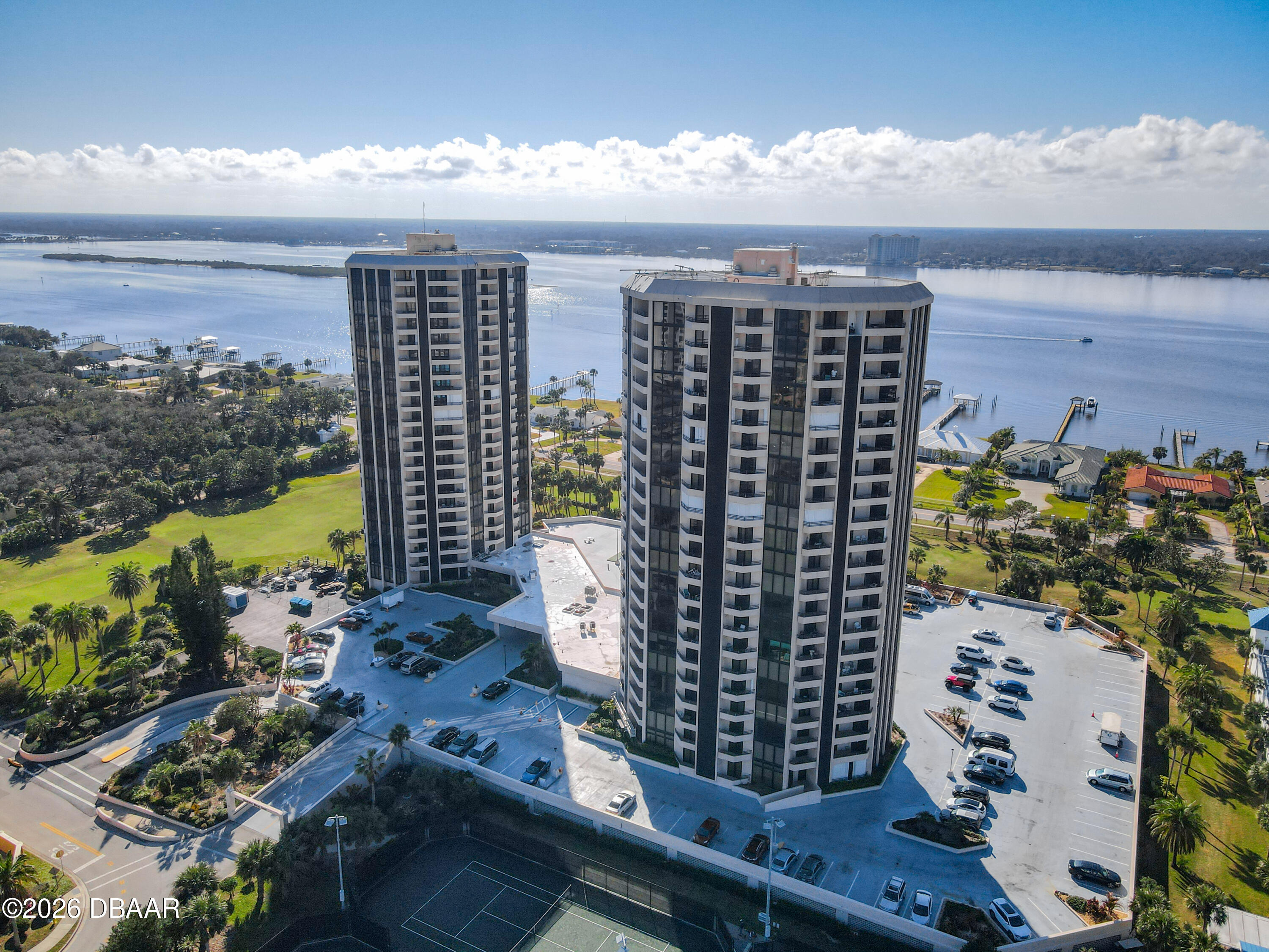 1 Oceans West Boulevard