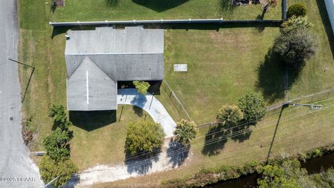 A home in New Smyrna Beach