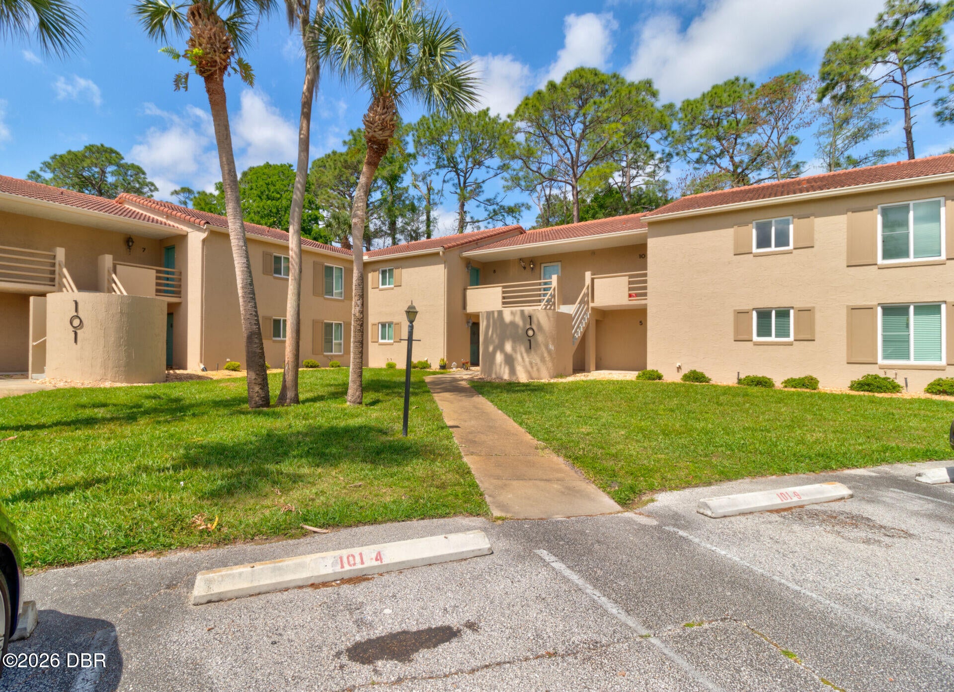 101 Bob White Court
