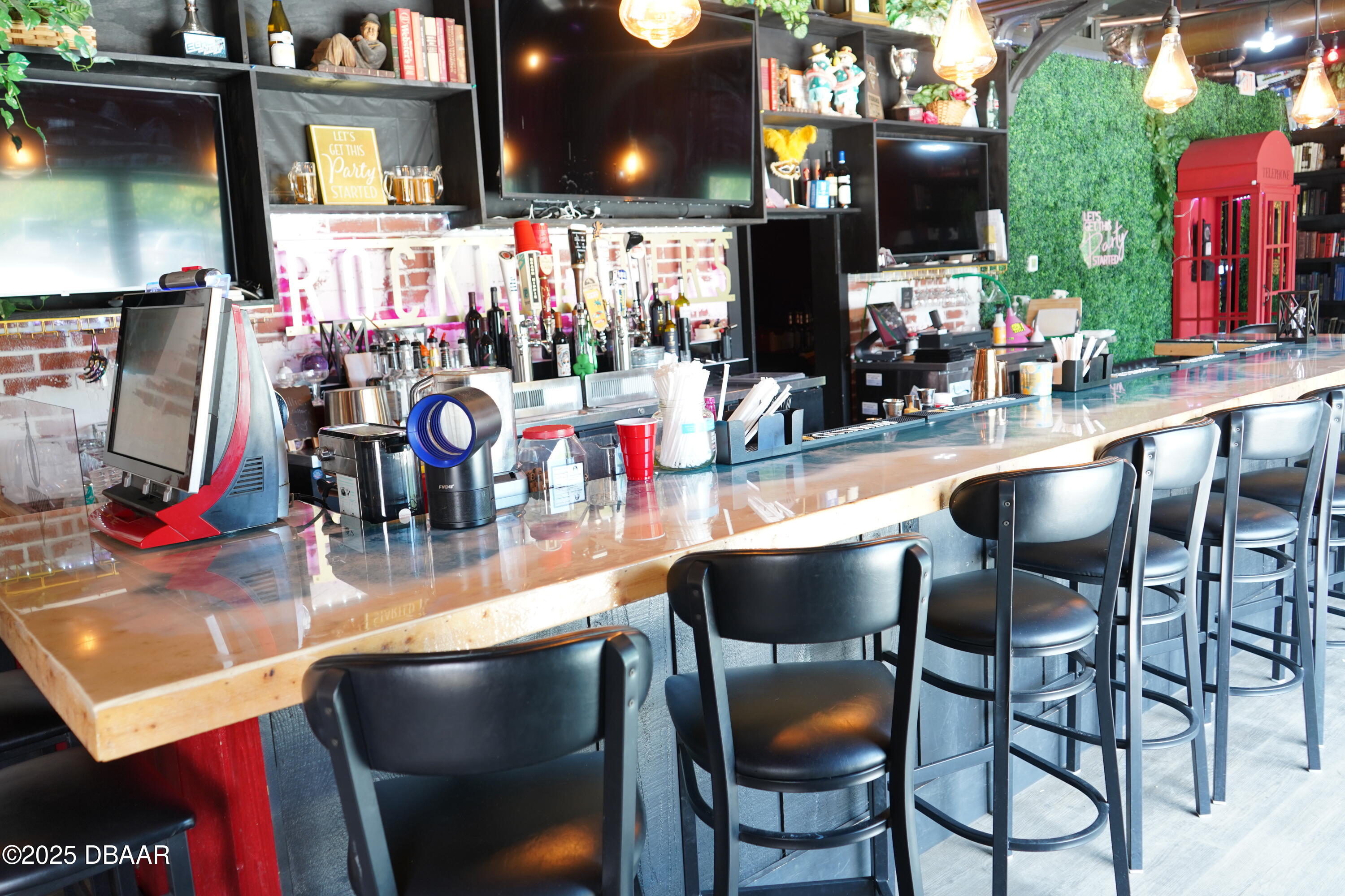 142 E Granada Boulevard 7