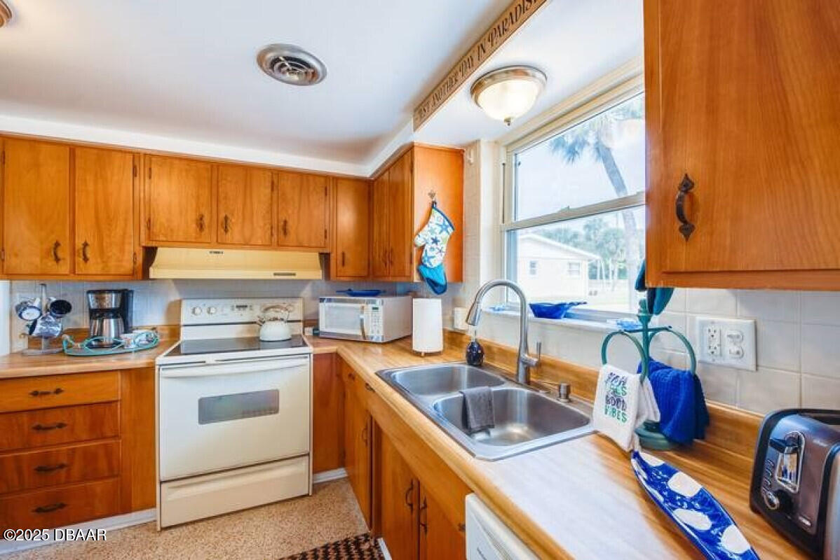 3134 S Peninsula Drive