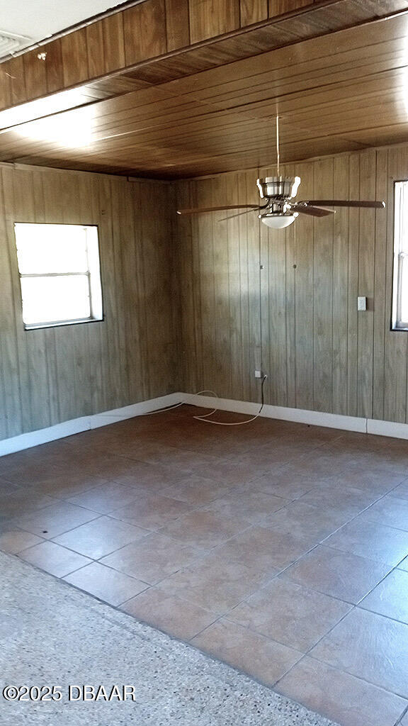 1015 Cadillac Drive