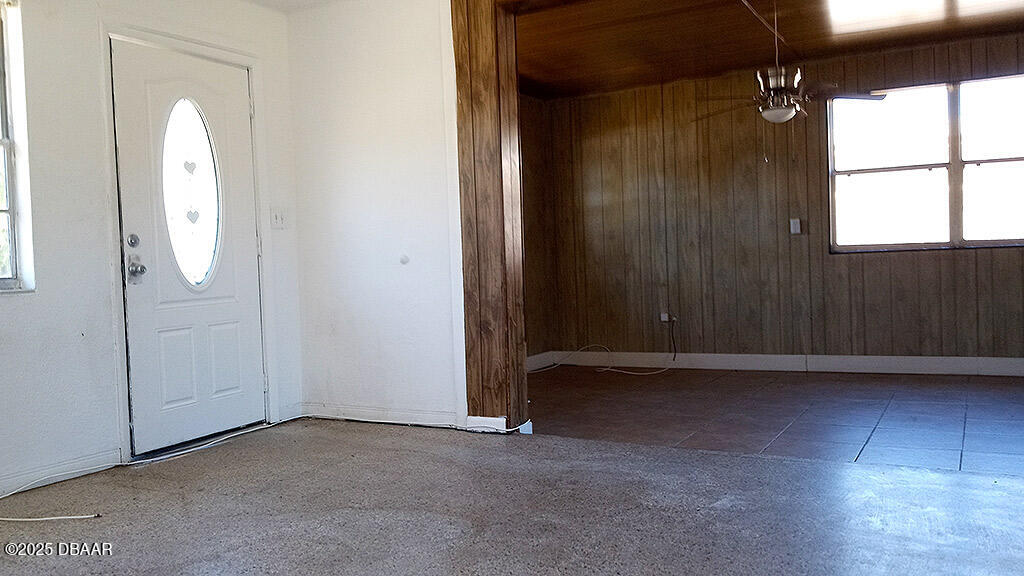 1015 Cadillac Drive