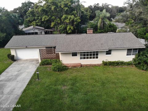 A home in DeLand