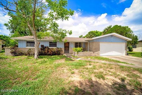 1432 Cadillac Drive Daytona Beach FL 32117