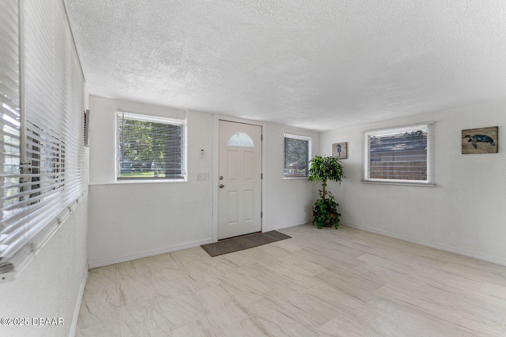 1319 Bender Avenue