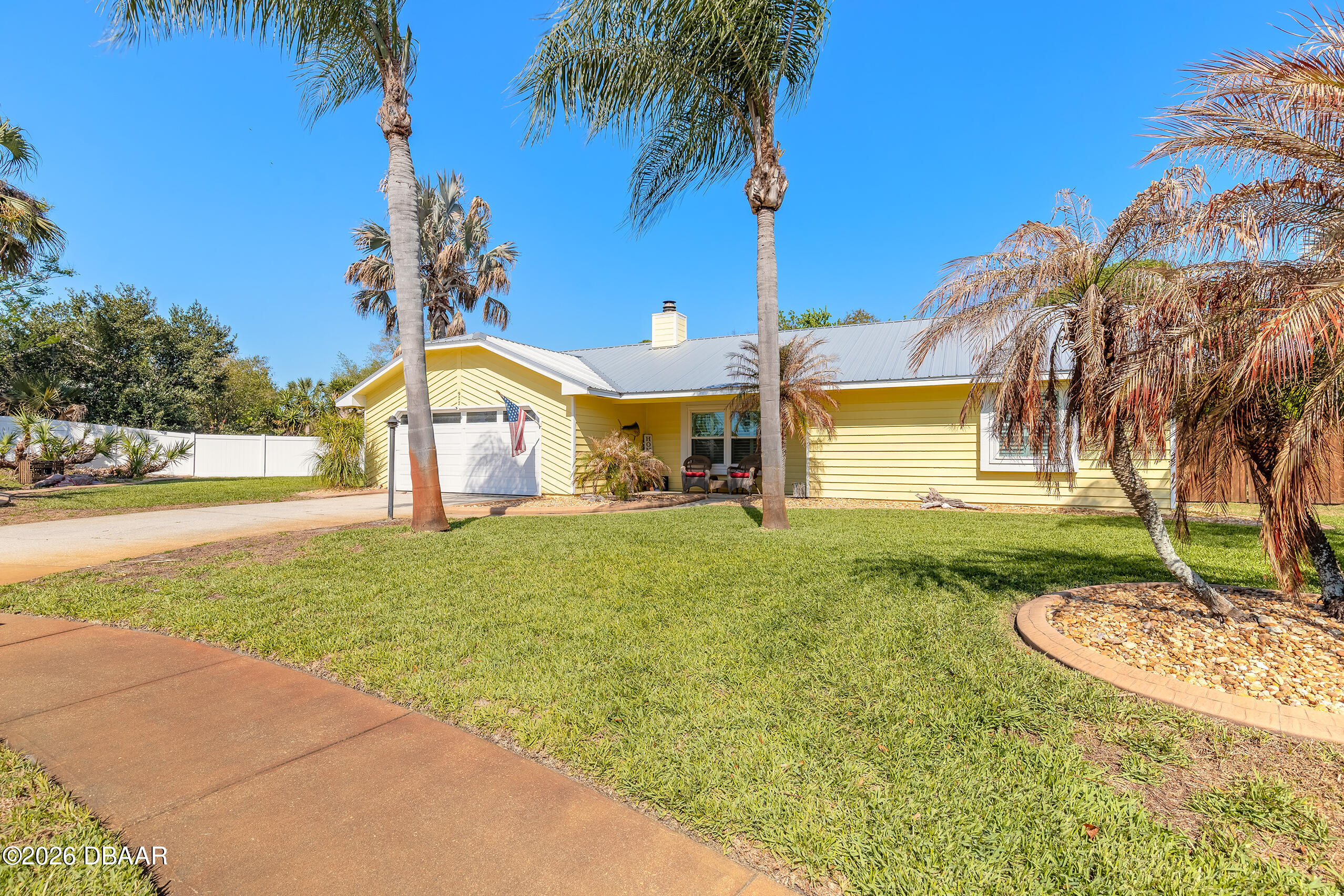 977 Sand Crest Drive