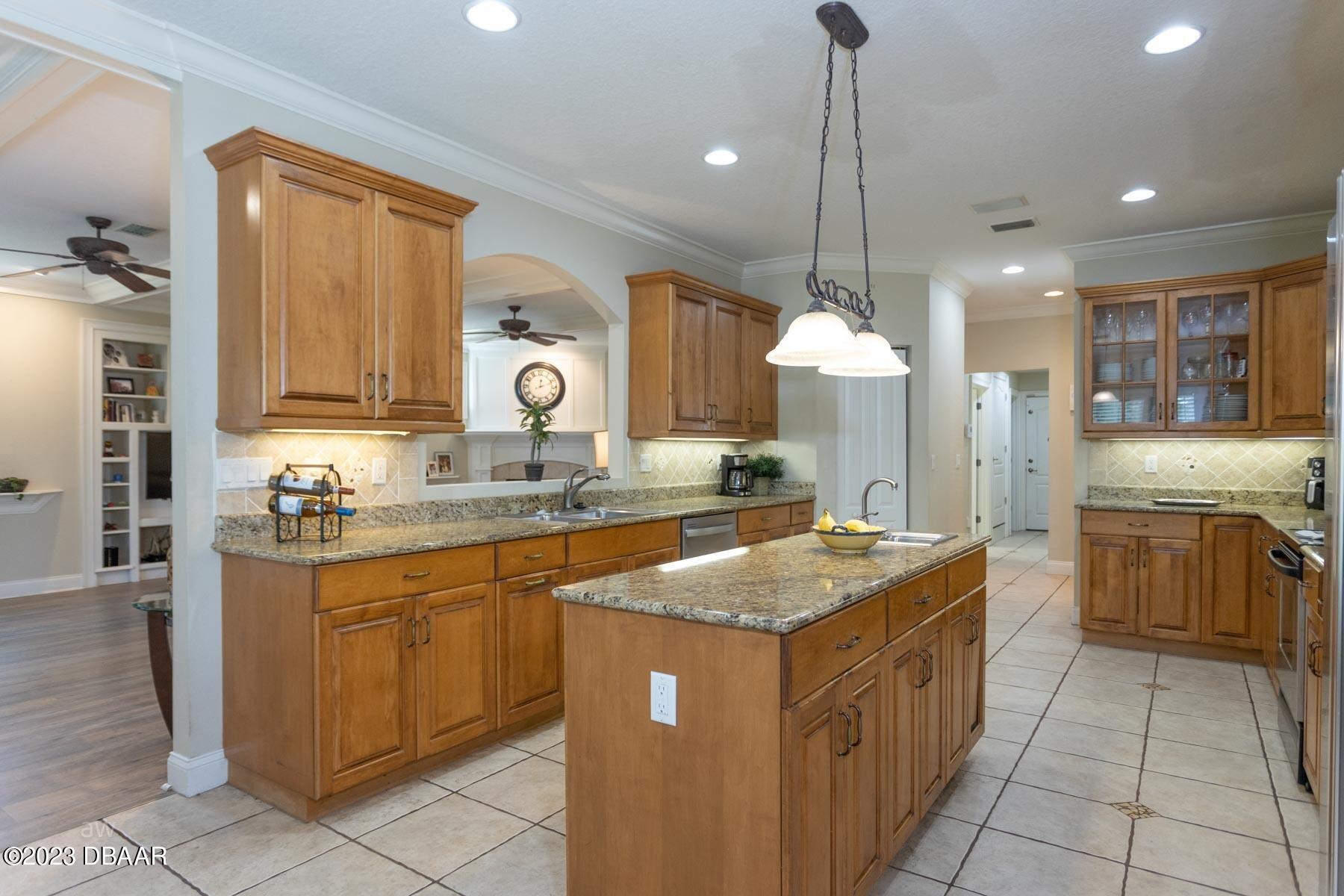 10 Foxhunter Flat