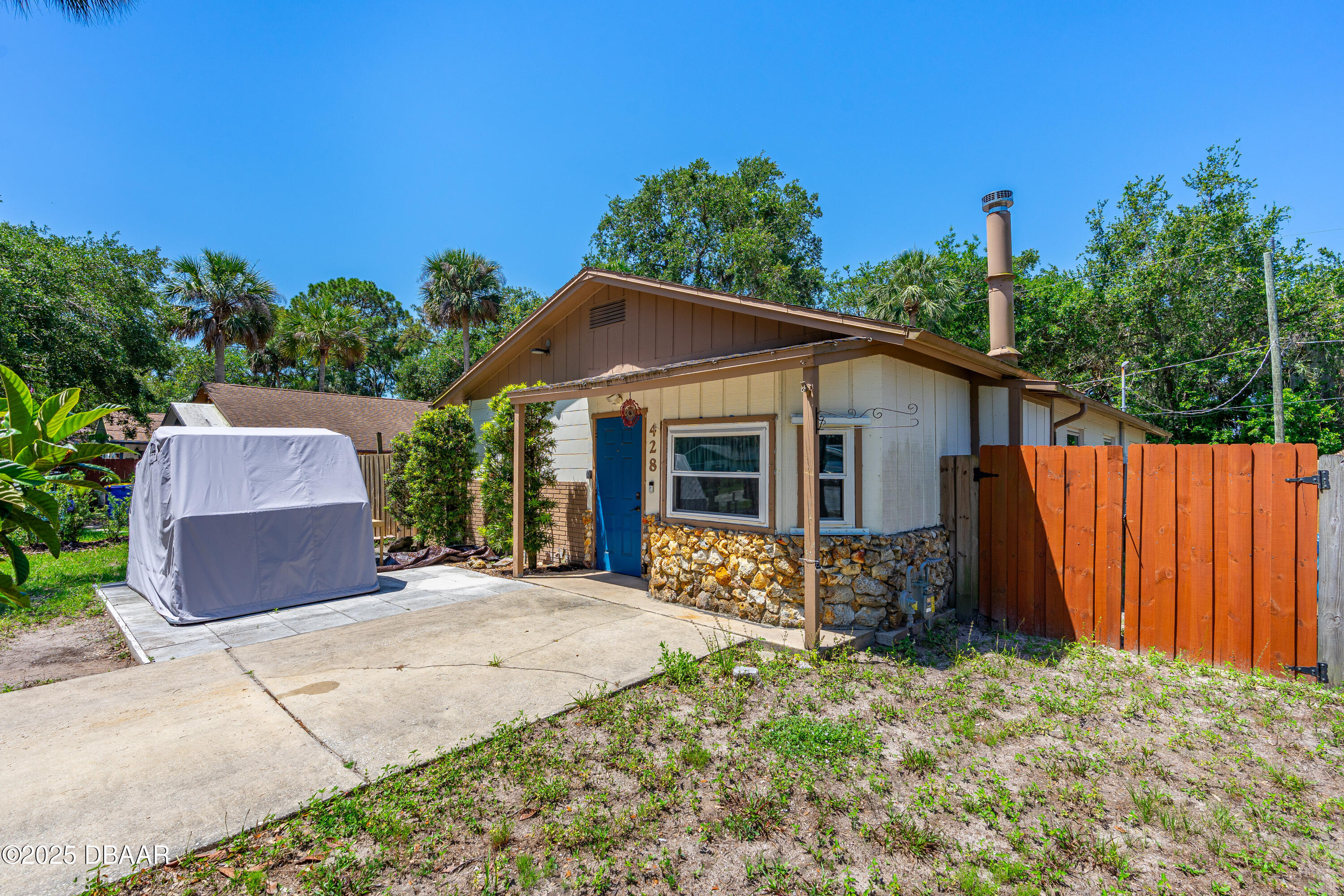 428 Perdita Avenue