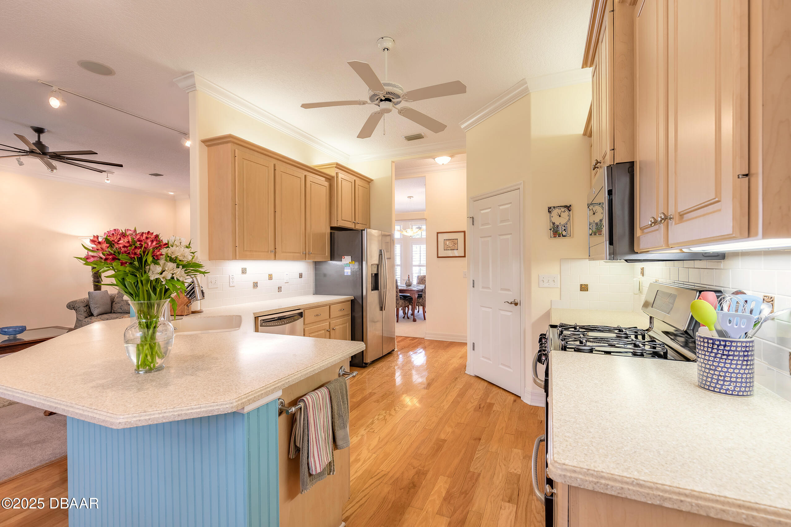 2815 Bay Side Drive