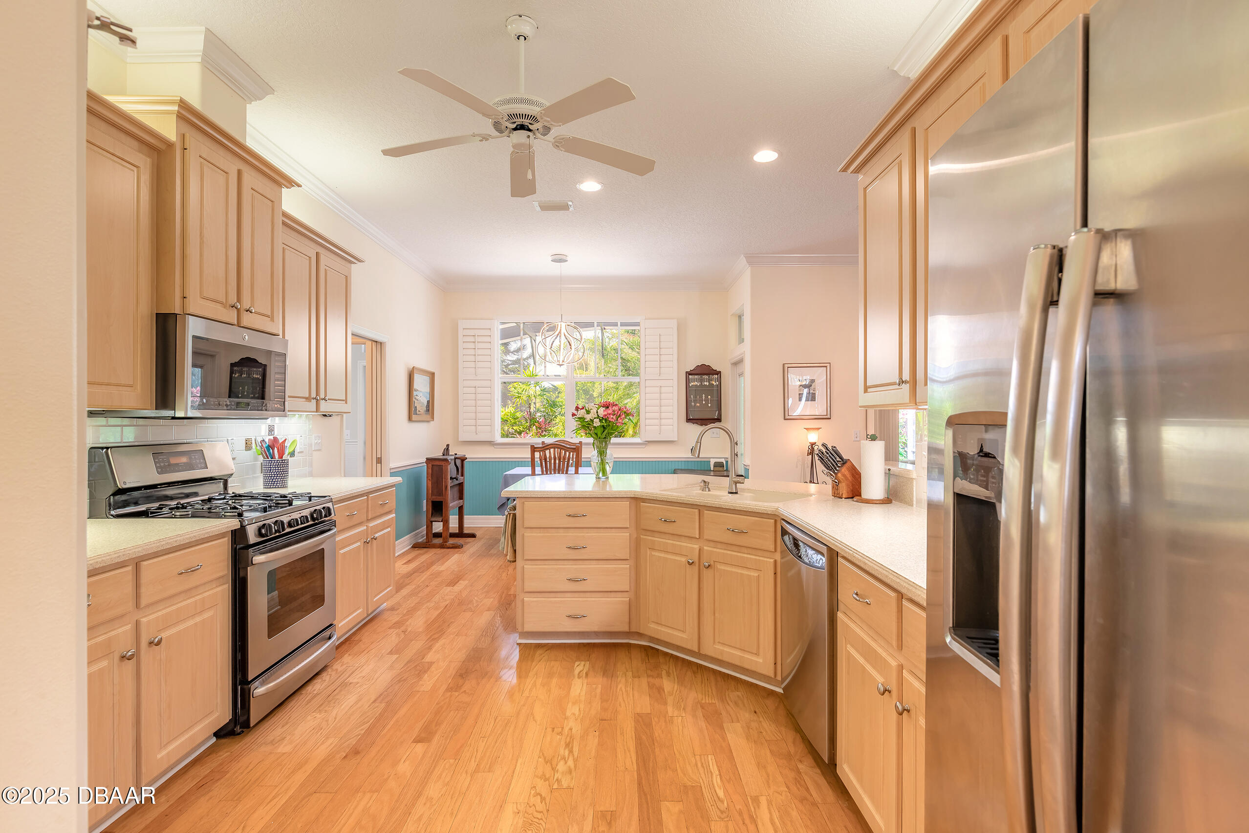2815 Bay Side Drive