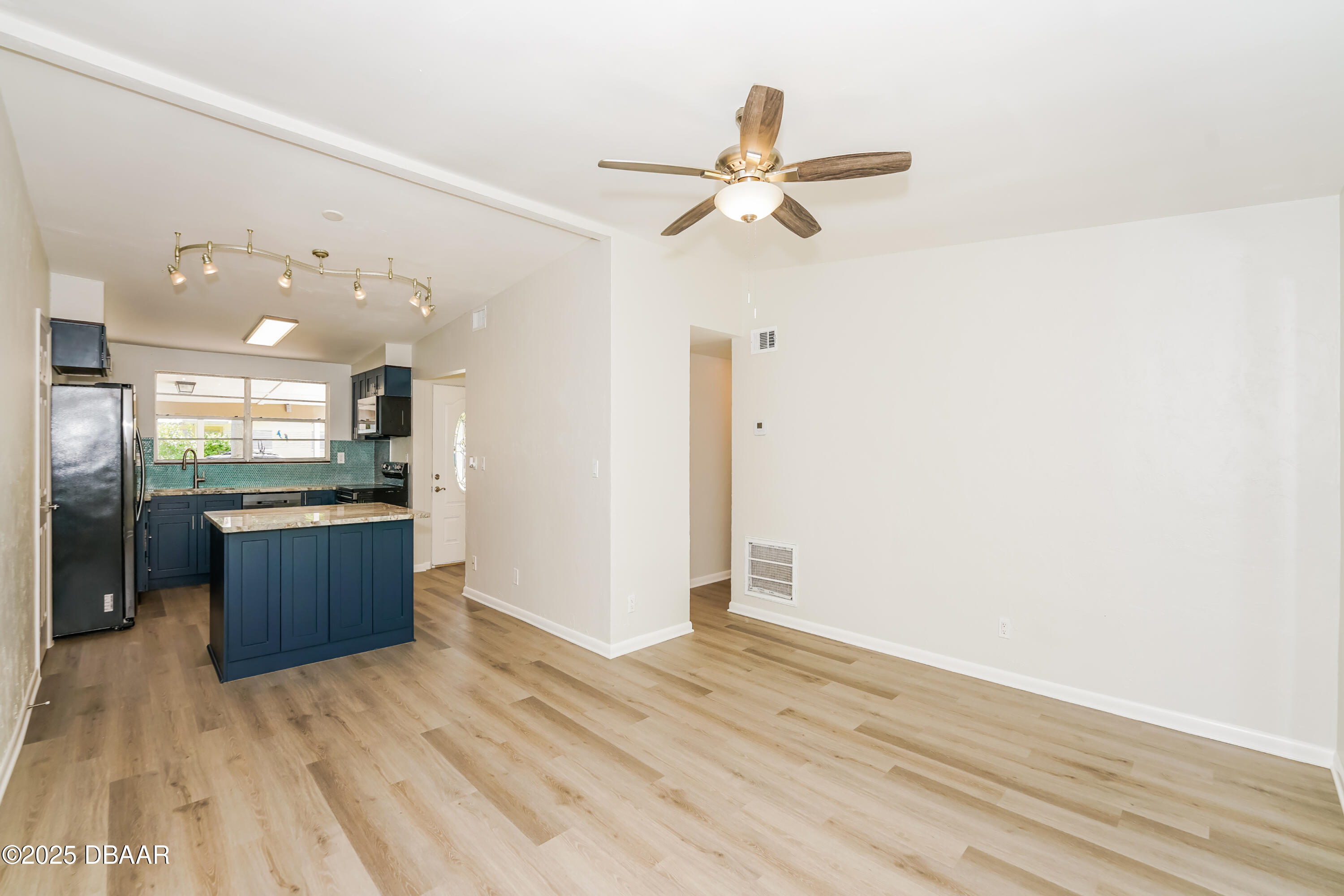 2274 Sherwood Drive