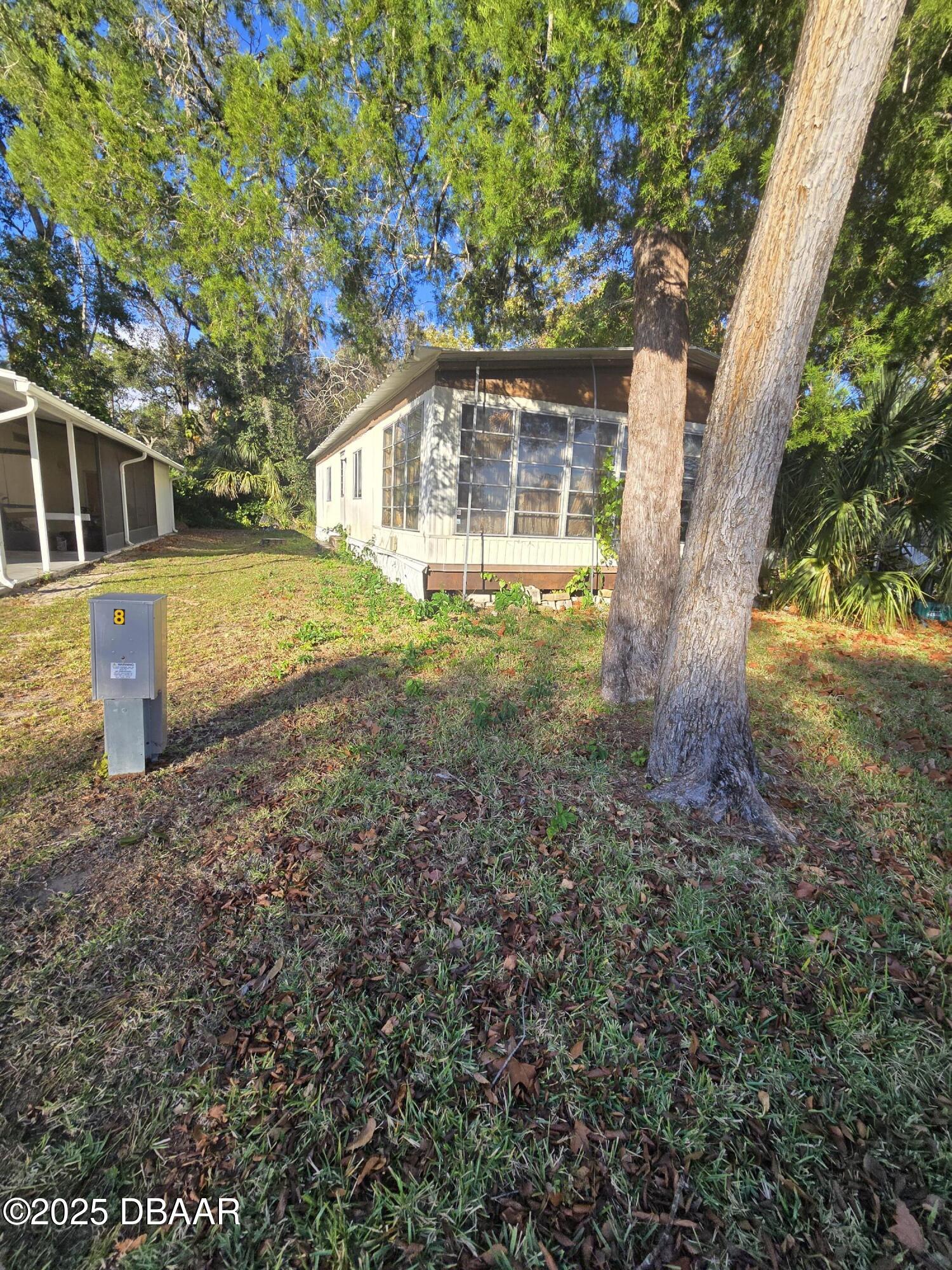 8 Golden Gate Circle