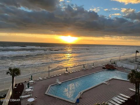 A home in Daytona Beach