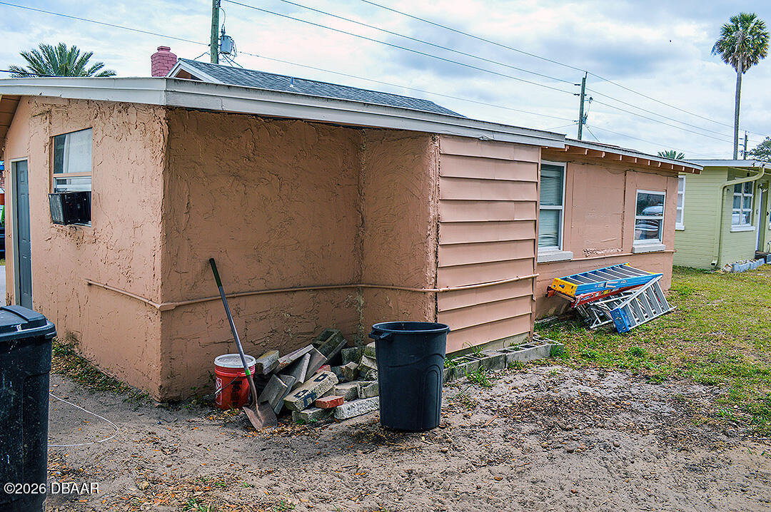 4654 S Ridgewood Avenue