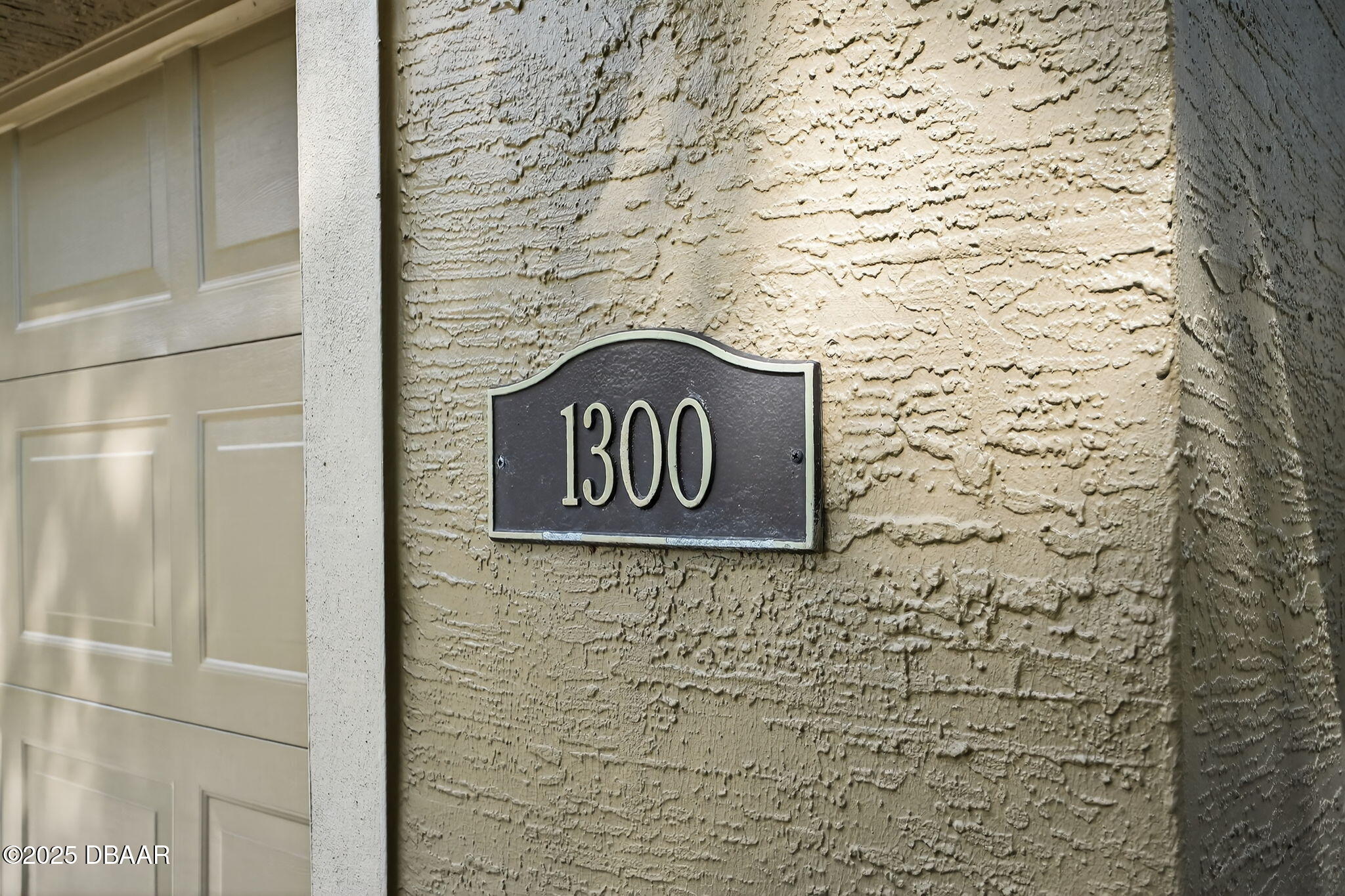 1300 Hansberry Lane