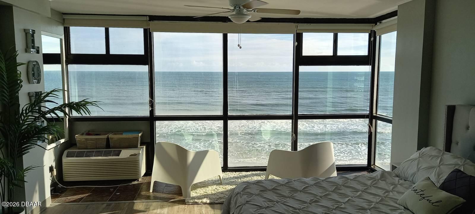 1909 S Atlantic Avenue