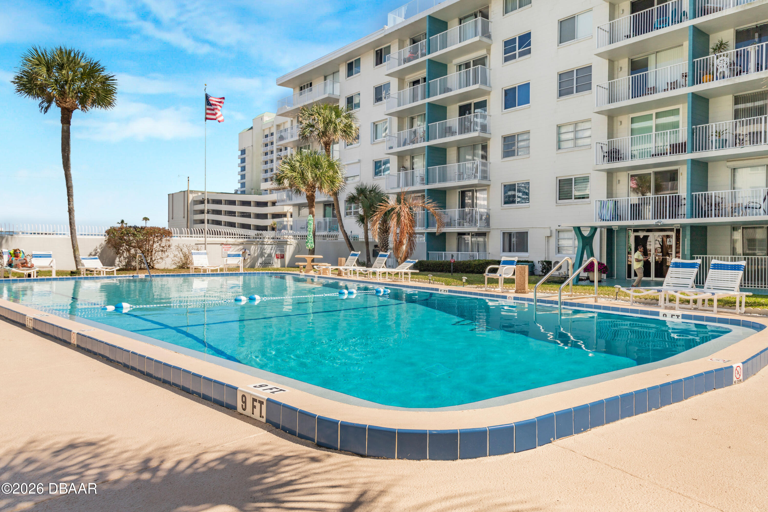 2727 N Atlantic Avenue