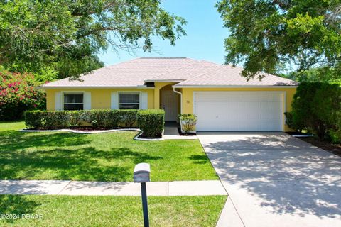 A home in South Daytona