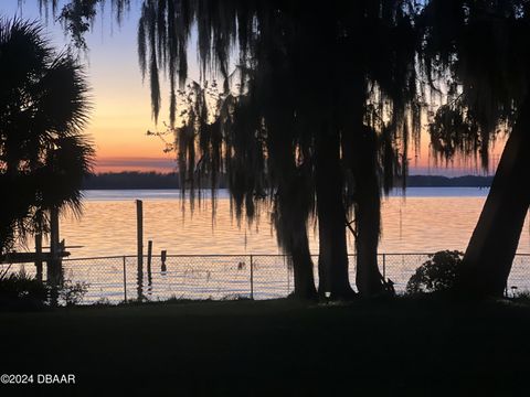 A home in East Palatka