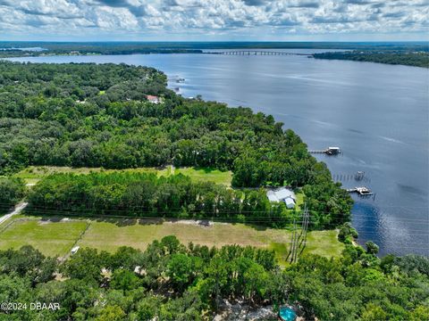 A home in East Palatka